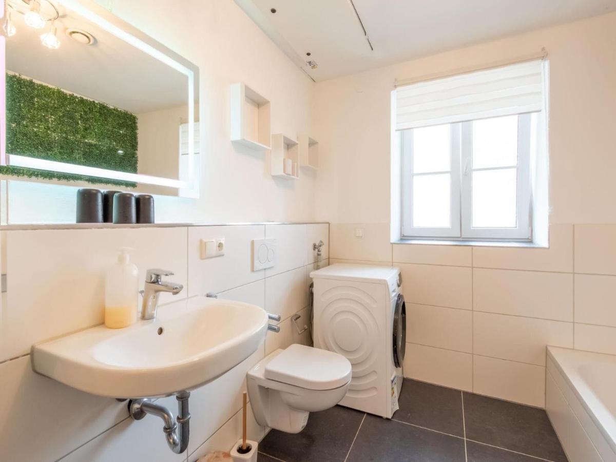 Apartment With Terrace In An Ideal Location Haunsheim Zewnętrze zdjęcie