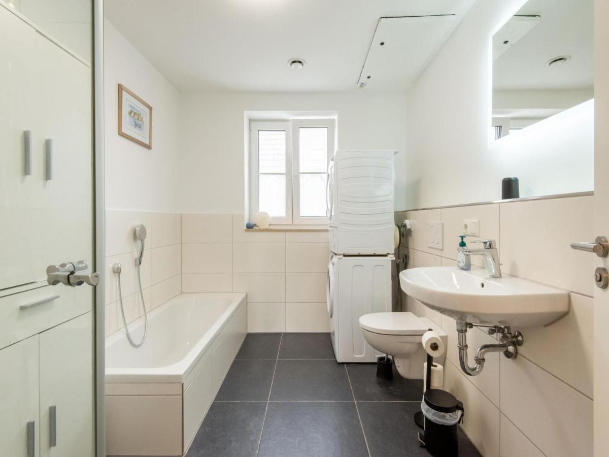 Apartment With Terrace In An Ideal Location Haunsheim Zewnętrze zdjęcie